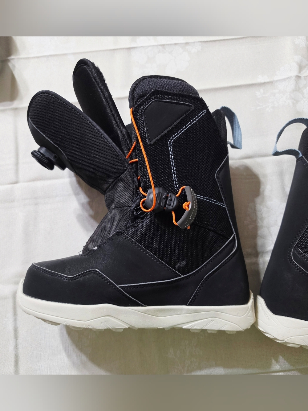 Thirtytwo Shifty Boa Snowboard Boots Black & White US 7.0
